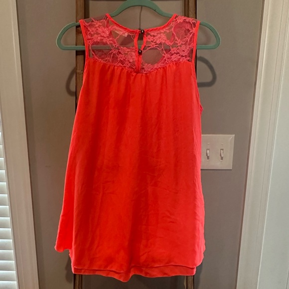 Tovia Maternity Top - Picture 3 of 3